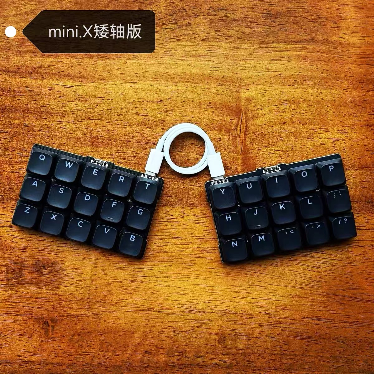 Mini lågprofils delat tangentbord trådbundet single mode delat mekaniskt tangentbord  fr4 aluminiumlödda switch-flaska tangentbordsmapp 9 lager: Oliv