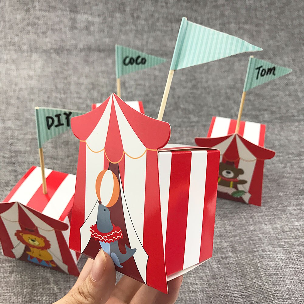 20 stks/set Circus Bonbondoos Papier Rood Gestreepte Geschenkdoos met Vlag Verjaardagsfeestje Baby Douche Decoraties Gunsten Verpakking Zak