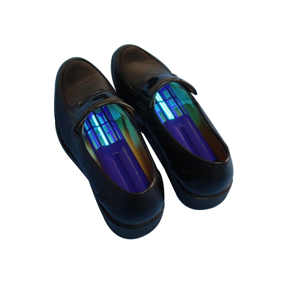 Le stérilisateur de lampe UV de chaussure peut désodoriser et tuer des bactéries dans des chaussures.