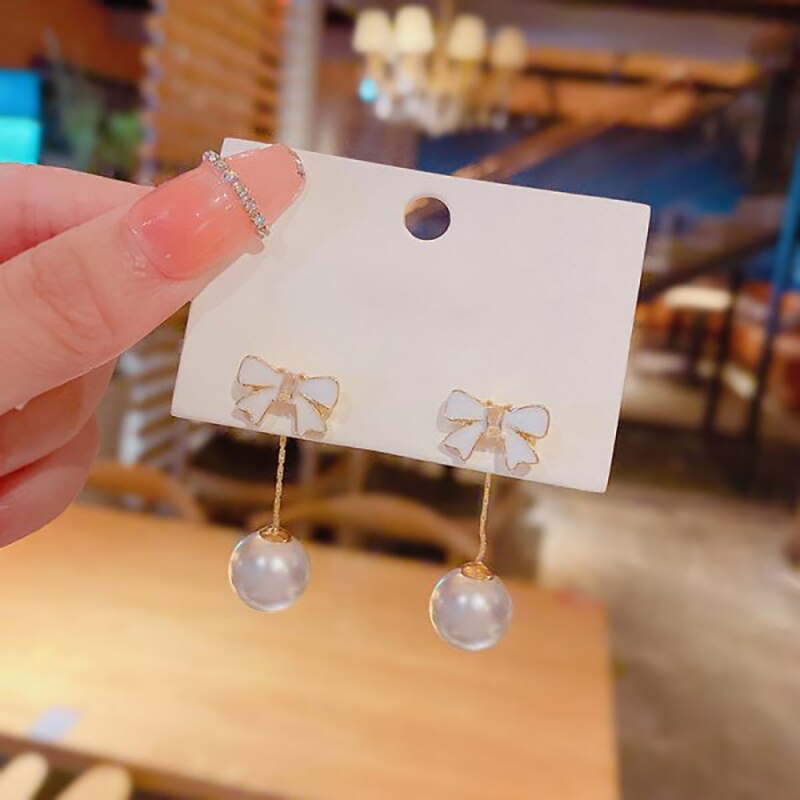 Boucles d'oreilles coréennes élégantes en Imitation de perles pour femmes, bijoux brillants en strass, à la , pour fête de mariage, pour amis: ER22Y0282-2