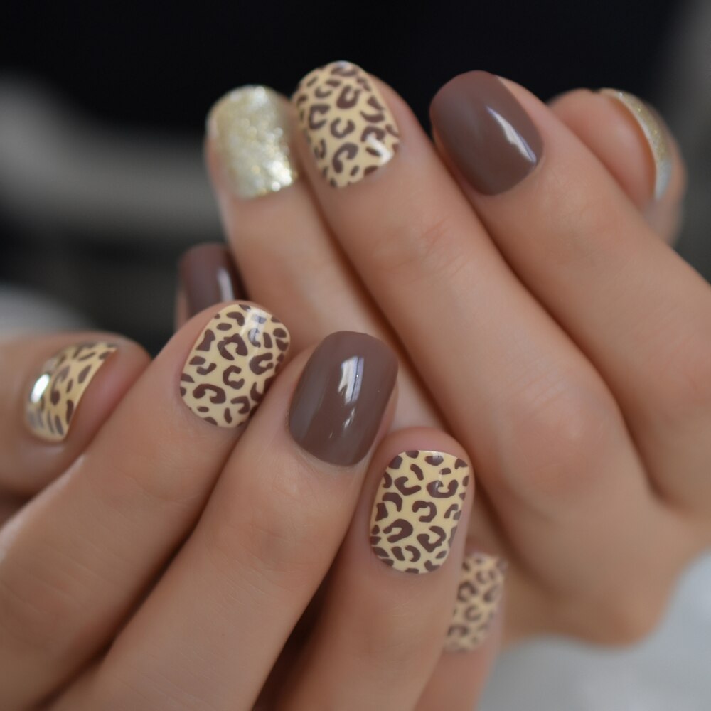 Sexet leopardprint brun abs nail art korte runde kunstige negle mousserende mønster falske negle 24 stk: L5546