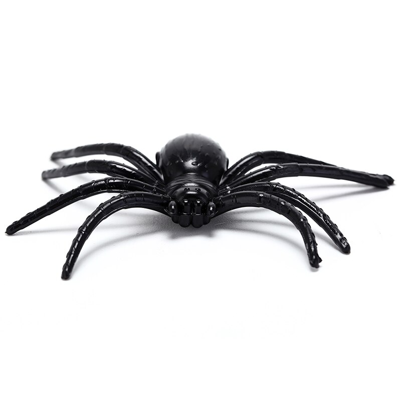 4 Teile/los Kunststoff Halloween Schwarz Spinne Lustige Gefälschte Spinnen Spielzeug Party Stütze verfolgt Haus Dekor freundlicher Neuheit Spielzeug neue