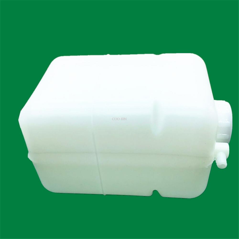 Excavator auxiliary water tank Water storage tank Spare small kettle Excavator Accessories For Doosan Daewoo 60-7 80 300: DAEWOO 300