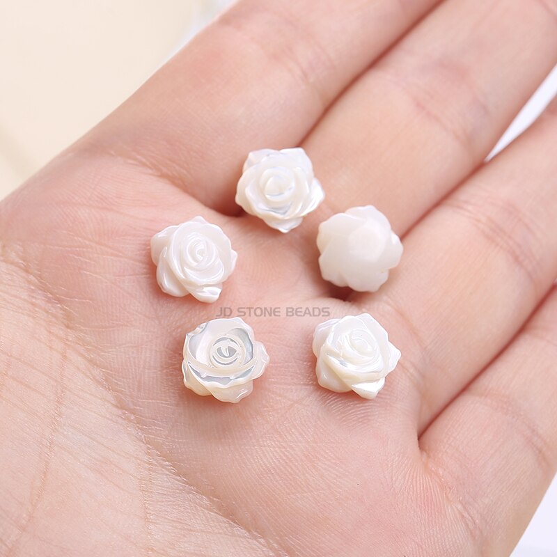 10 Pz/lotto Naturale Bianco Nero Rosa della perla della Margherita Del Fiore della Rosa Branelli Allentati Borsette Monili Che Fanno 8 millimetri-18mm Decorazioni regali