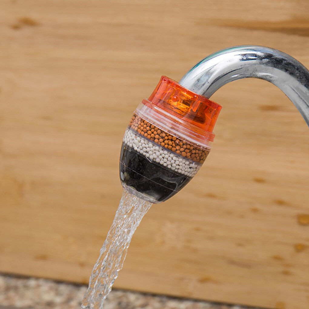 Kraan Water Filter Zeef Vergiet Keuken Plastic Tap Splash-Proof Hoofd Huishouden Adsorptie Filtratie Cartridge Willekeurige Kleur