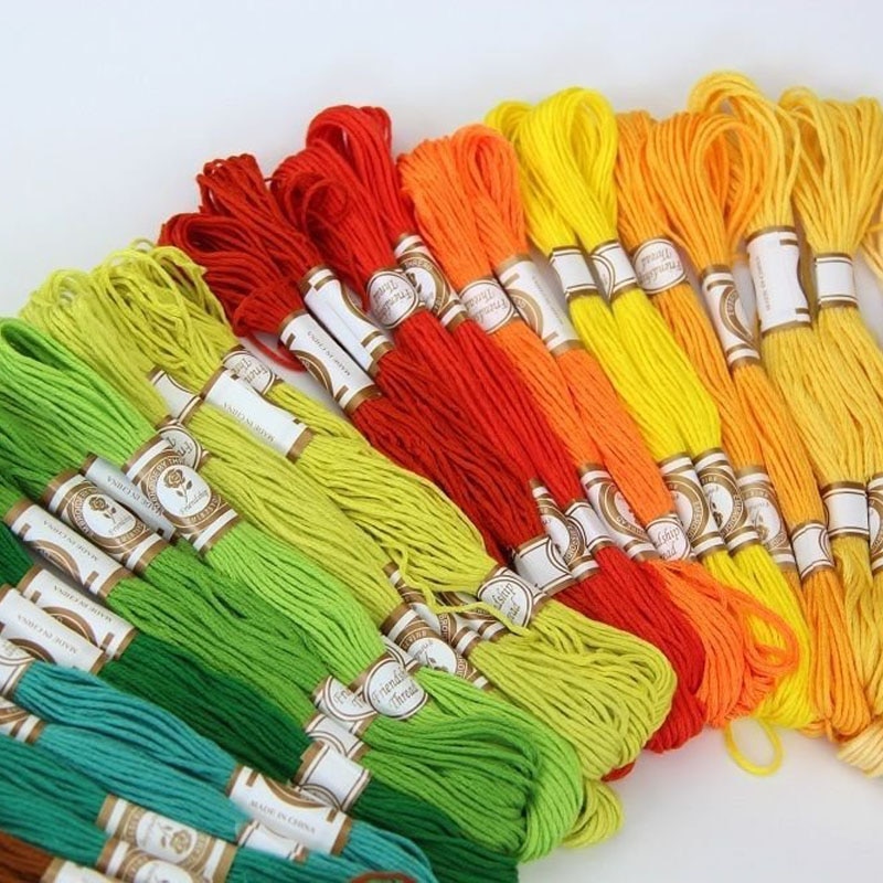 24/50/100/150 Pcs Kruissteek Katoen Borduurgaren Floss Naaien Strengen Craft Willekeurige Kleur E2S