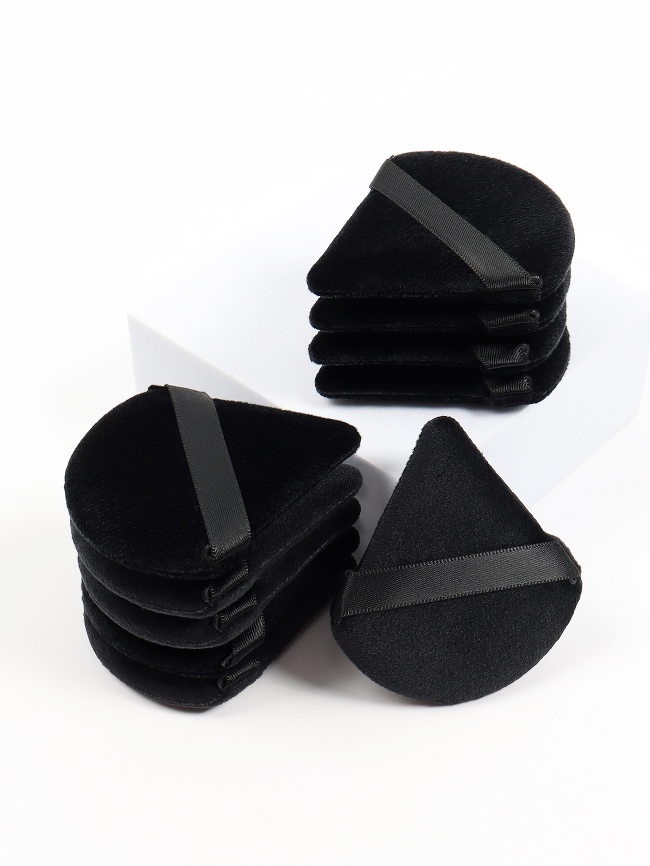 Black Triangle Powder Puff Facial Makeup Sponge Soft Velvet Cosmetics Puff Mixer Beauty Foundation Make-Up Sponge Makeup Access: Yellow