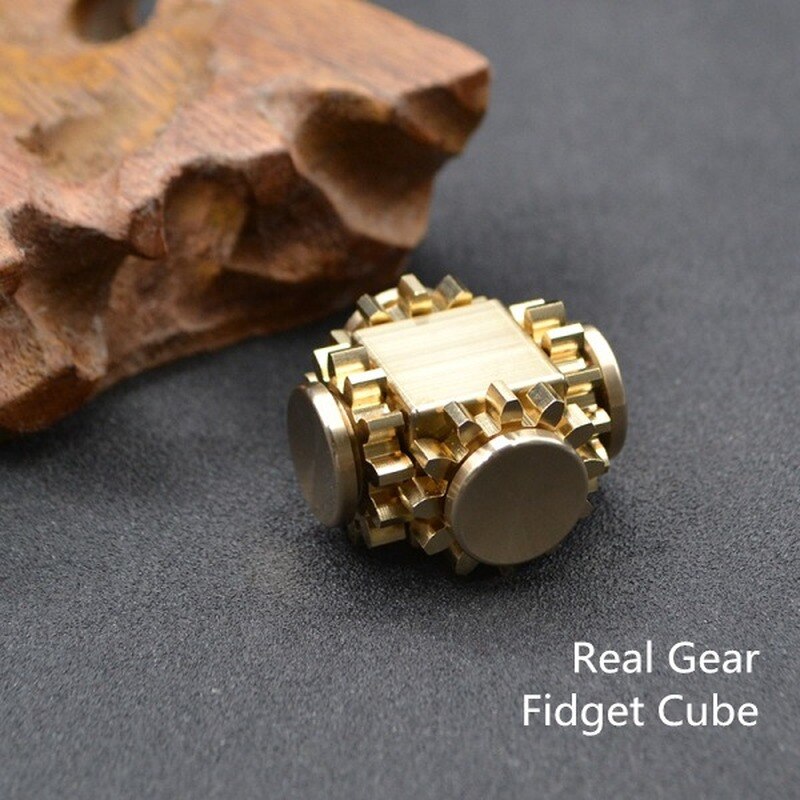 The Gear Linkage Decompression Cube Fingertip Gyro Brass Material Fingertip Plaything Super Mechanical Adult Toys