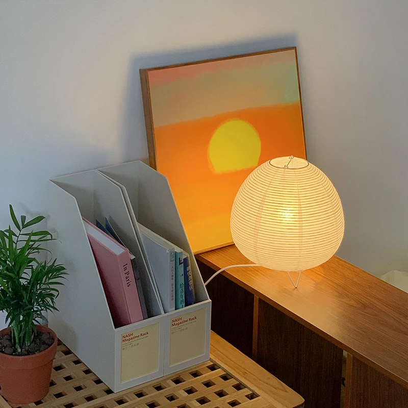 Linterna de papel de arroz japonesa, lámpara Led de mesa para sala de estar, dormitorio, mesita de noche, estudio, Hotel, arte, decoración creativa, lámpara de pie con trípode