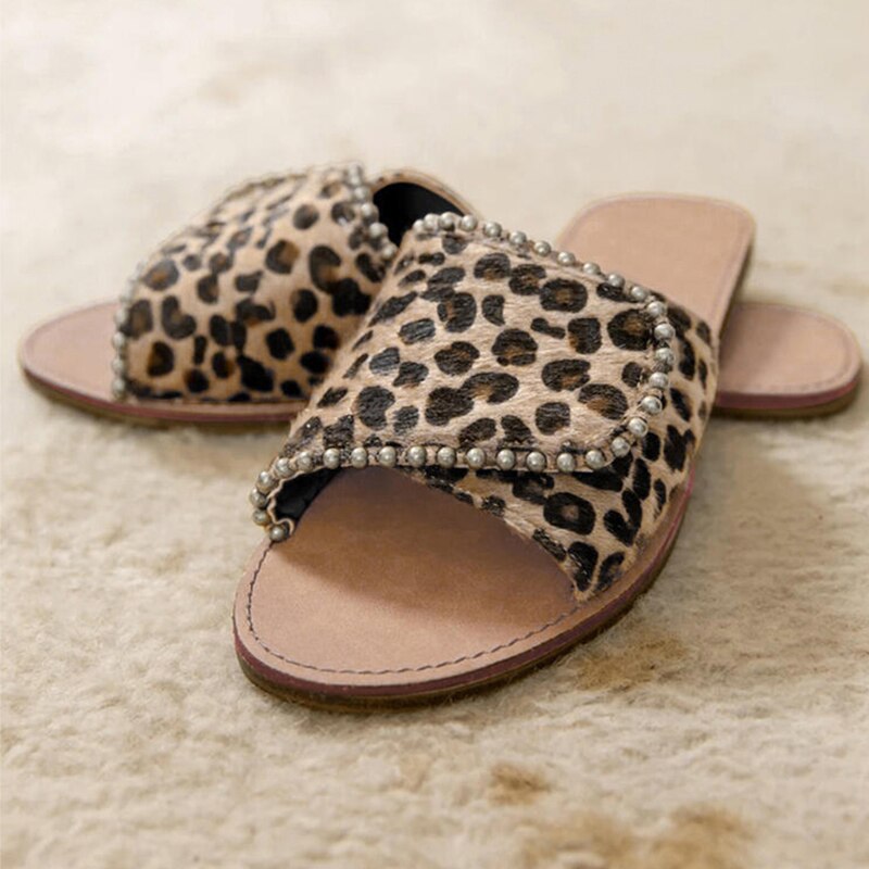 Dames slippers met luipaardprint en klinknagels, dames slippers met klittenbandsluiting, damesschoenen met open teen, damesslippers, maat 35-43