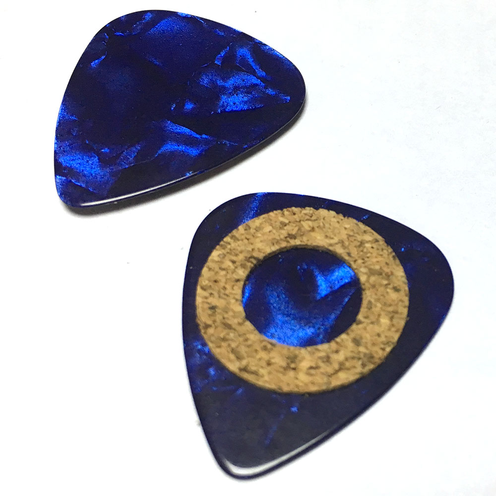 Lot  of 50 stk blue pearl celluloid gitarplukk 0.71mm 0.96mm m/ putering