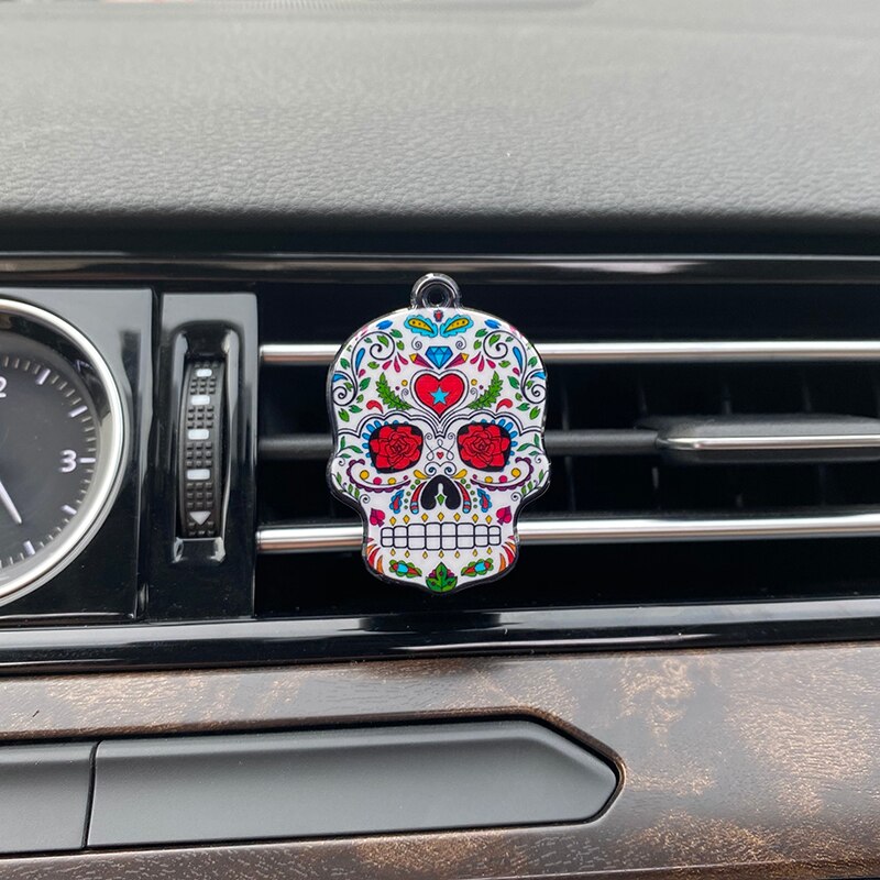 Car Air Freshener Clip - Skull Design - 3x4cm - Acrylic Acid & Iron Alloy - LuckyAroma: 1