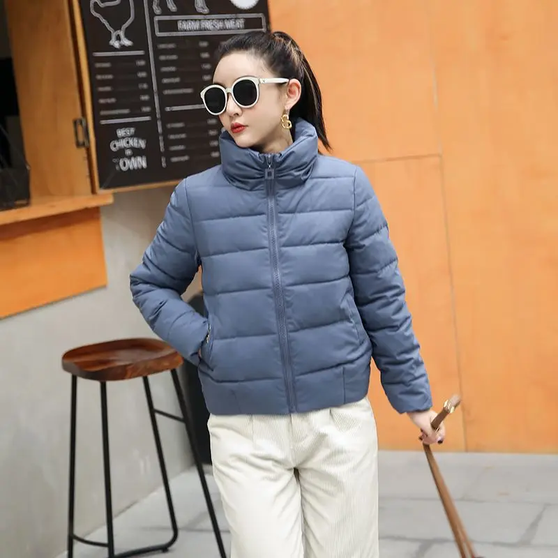Abrigo corto acolchado de plumón de pato para mujer, chaquetas gruesas con relleno, color rojo, negro, recortado, Harajuku, exterior de invierno, 2024