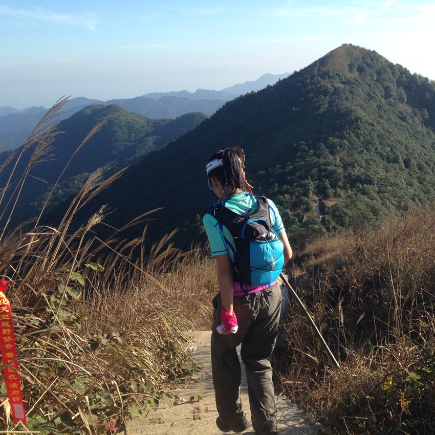 ULTRA-TRI Hydration Trail Running Backpack Vest Pack Lightweight Marathon Hiking Run Mochila Sport Outdoor Bag 12L for Men Women