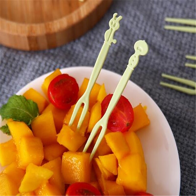 50 pieces of disposable fruit forks eat fruit small forks plastic fruit sticks transparent individually packaged cake dessert fo