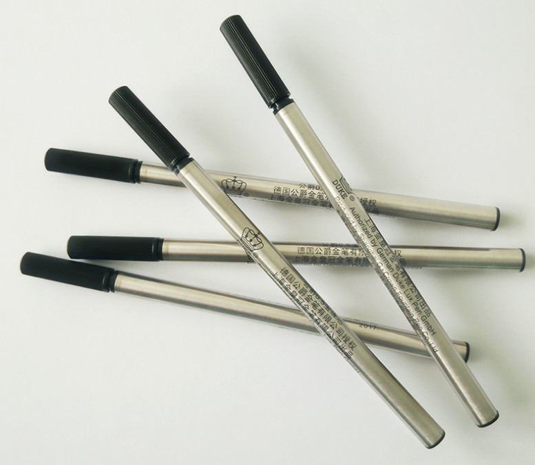 10 stks/partij Duitsland Duke Zwarte Inkt 0.5mm 0.7mm Balpen Vulling Standaard 11.2 cm Lengte Universele Platte Rollerball pen Refill