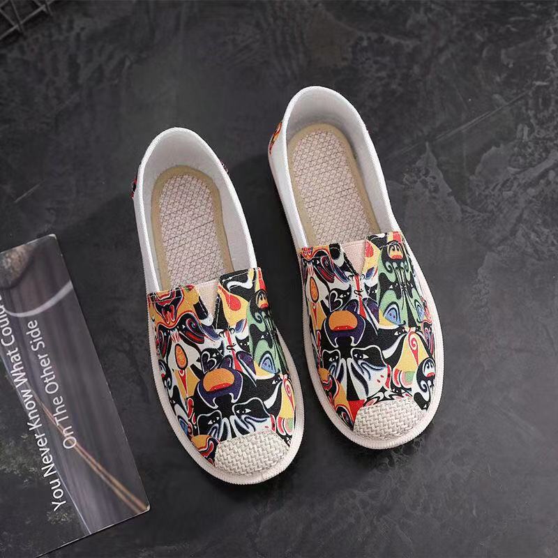 Classical Flower Pattern Sneakers Woman Cheap Shoes Casual Flat Walking Shoes 36-39: 2 / 39