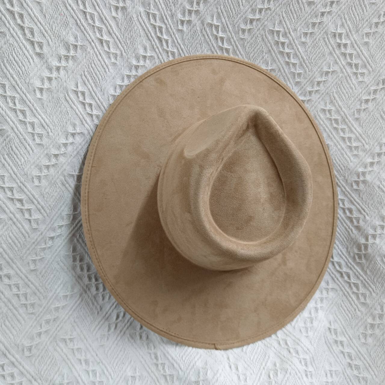 Europäische US Neue 9,5 cm Große Krempe Wildleder Zylinder für Frauen Männer Pfirsich Herz Top Jazz Fedora Hüte für Party Hochzeit Filz Kappe: Licht Grau