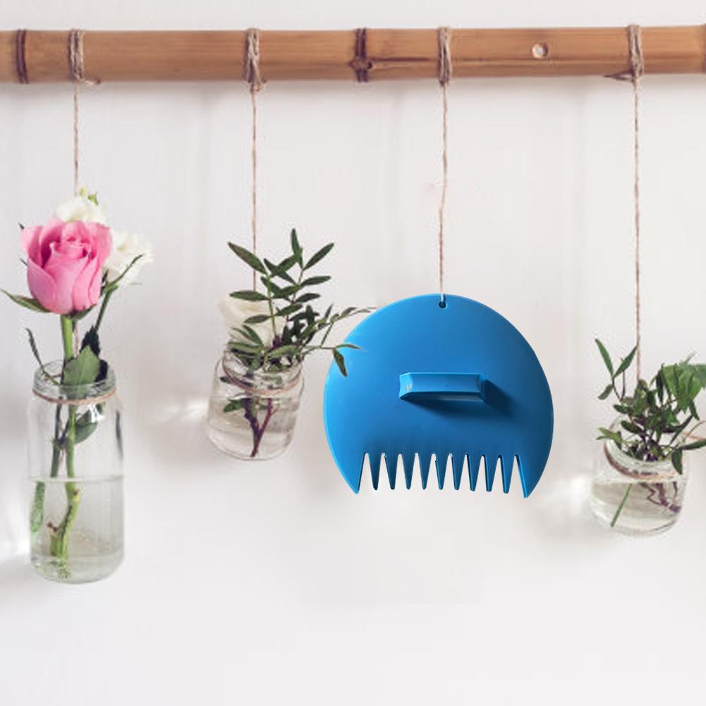 1 Pair Gardening Plastic Leaf Clip Leaf Scoops Rake Garden Pick Tool Waste Clip Leaves Up Cleaning Tool Leaf Pickup Rake