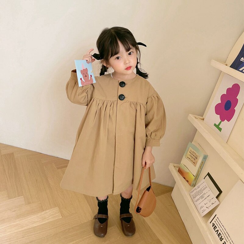 Autunno nuovi vestiti per bambini coreani bambola allentata Trench Toddler Girls nove punti cappotto manica bambino Casual semplice capispalla per bambini