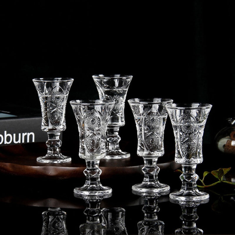 Glas spirituskop bægerkrystal moutai kop ktv kop bar gennemsigtig glaskop med indgraveret blomsterdrikkeværktøj drinkware