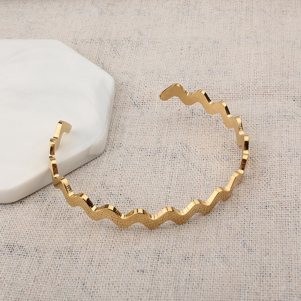 FINE4U B156 Stainless Steel Smooth Wave Bracelets & Bangles Gold Color Open Cuff Bracelets For Men Women Adjustable Bangle