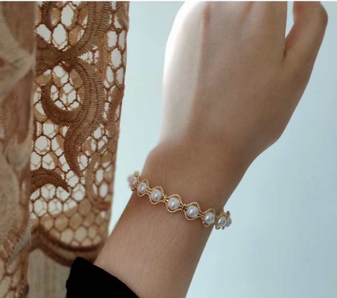Huanzhi koreansk simpel guldfarve åben justerbar snoet metal hule perler armbånd armbånd til kvinder fest smykker