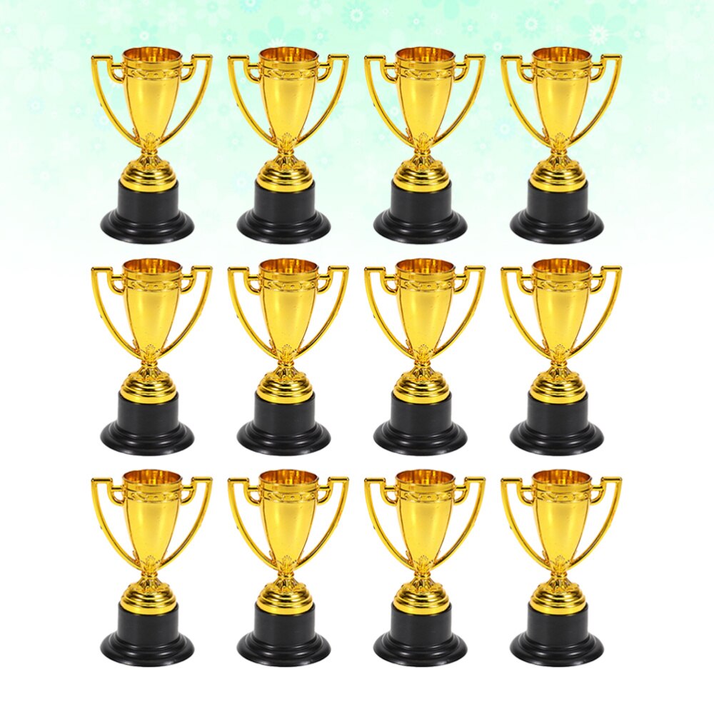Pris pokal gyldne belønning cup statuer trofæer til festligheder sport konkurrence