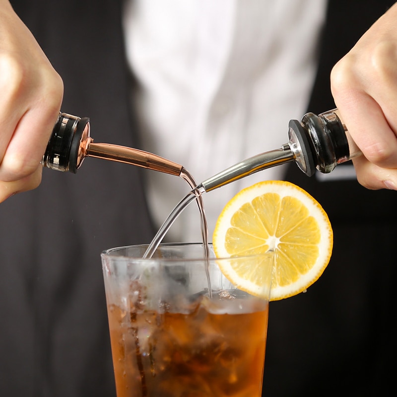Multifunktions vin hällbar tillbehör cocktail shaker bartenders verktyg whisky vodka vinflaska olivolja flaskpropp