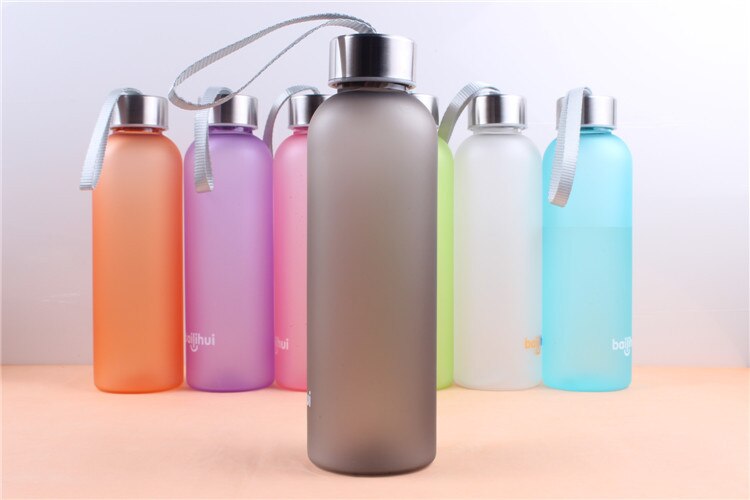 Plastic Tour Water Bottle 600ML gym Drink Water Bottles Protein Shaker Sport Drinking Water Bottle Infuser: Gray