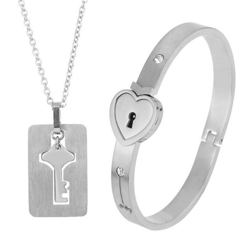 A Couple Lovers Jewelry Love Heart Lock Bracelet Stainless Steel Bracelets Bangles Key Pendant Necklace Jewelry: A