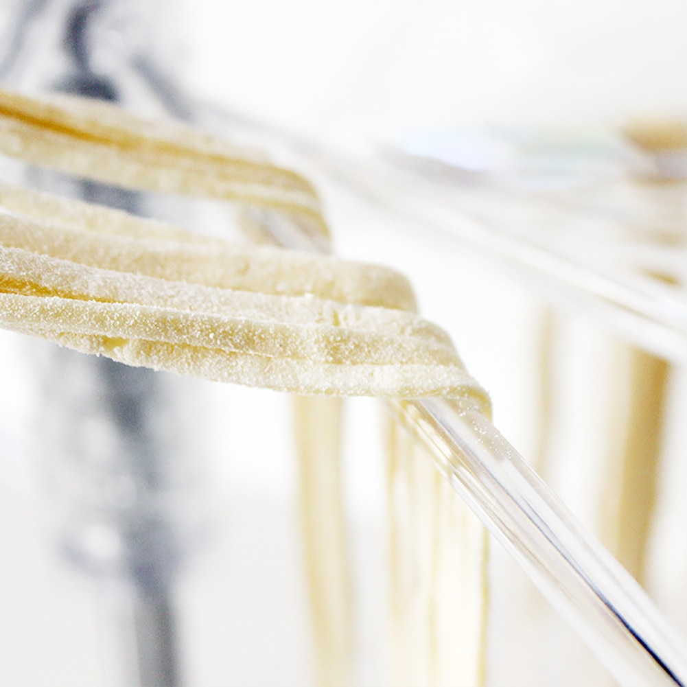 Torkställ för pasta kökstillbehör nudelhållare lätt att rengöra verktyg rotationsmanual spagetti hem hopfällbart stativ halkfritt