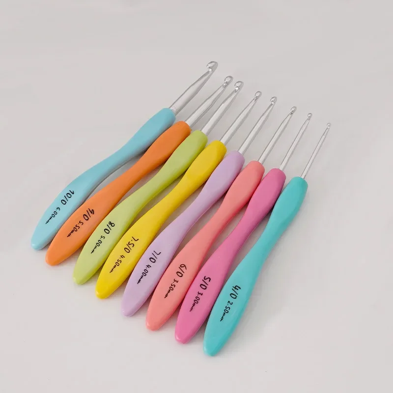 15 Styles Ergonomic Handle Needles Crochet Hook Set for Yarn Knitting Aluminum Crochet Hooks Stainless Steel DIY Knitting Tools: army green