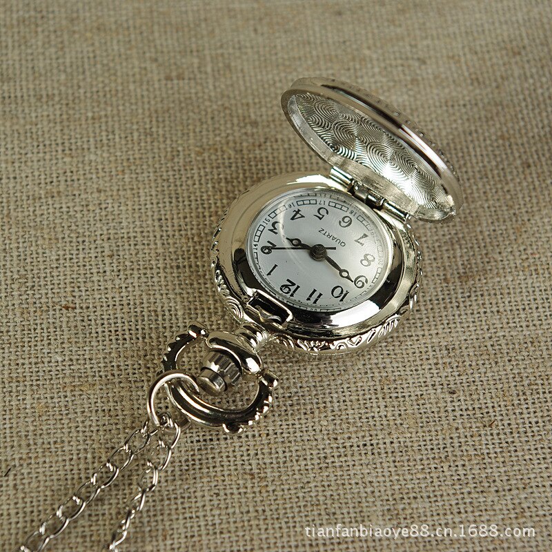 Roos reliëf verzilverde fob mini prachtige dames zakhorloge met ketting quartz dames zakhorloge voor