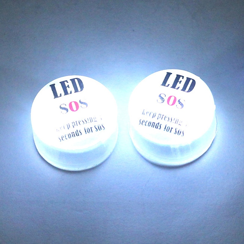 2 stücke SOS Signal Licht nicht Erste Hilfe Tragbare für Überleben Ich bin Freien Sport Hause Notfall Rettungs LED Camping Lampe + batterien