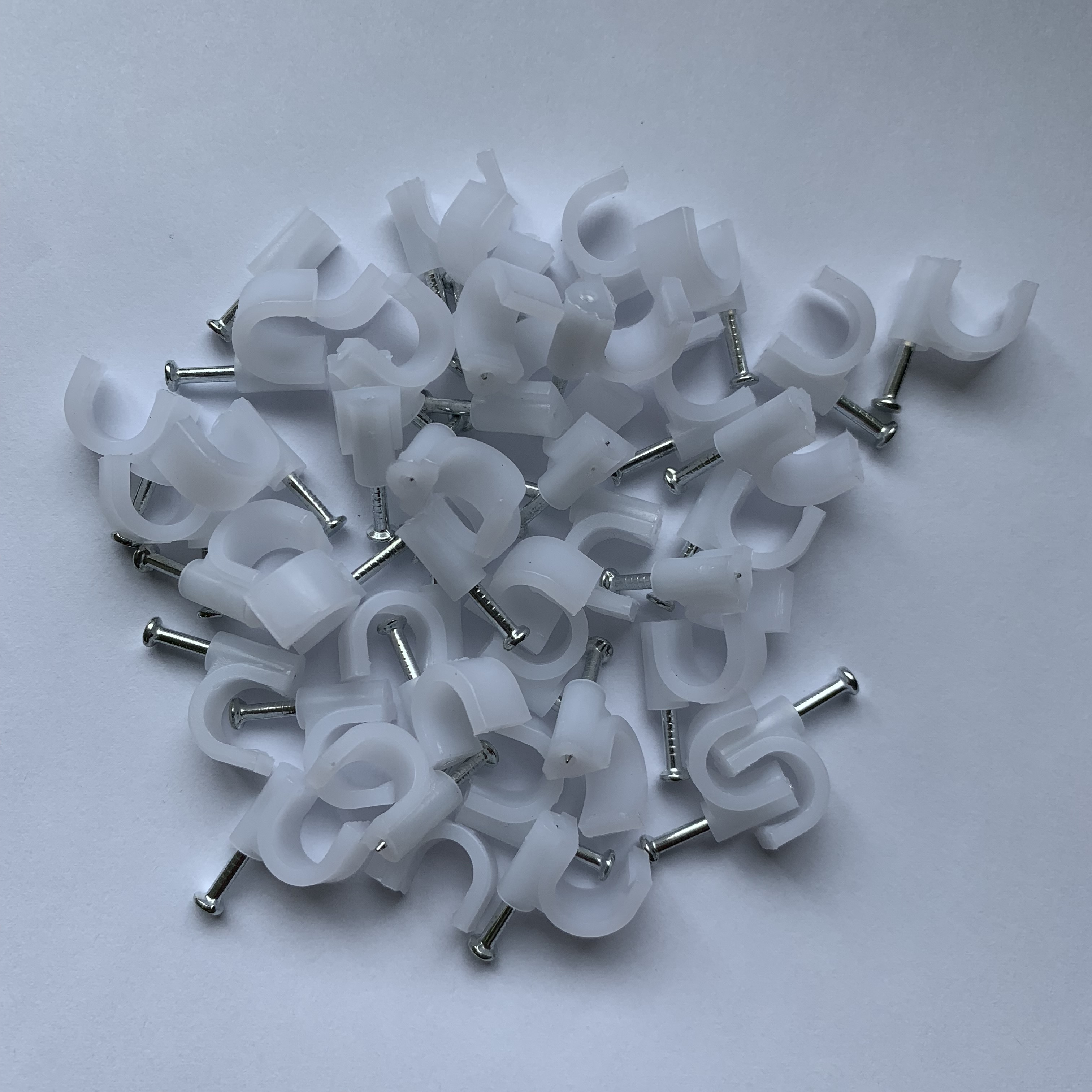 50 stk runde linje kort 16mm fastgørelse søm linje clip plast wire clip strømledning clip