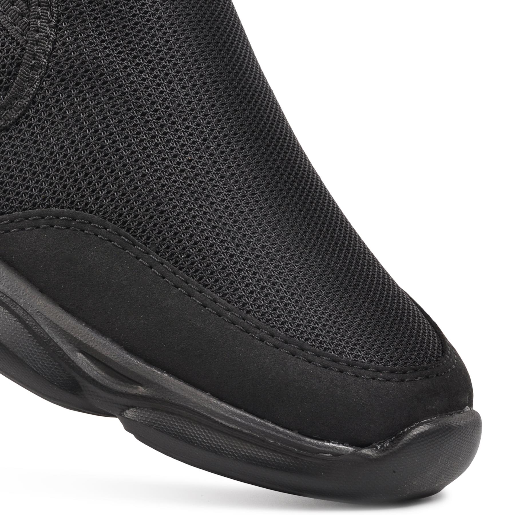 Walkway Alaska black men's casual and lightweight sports shoes