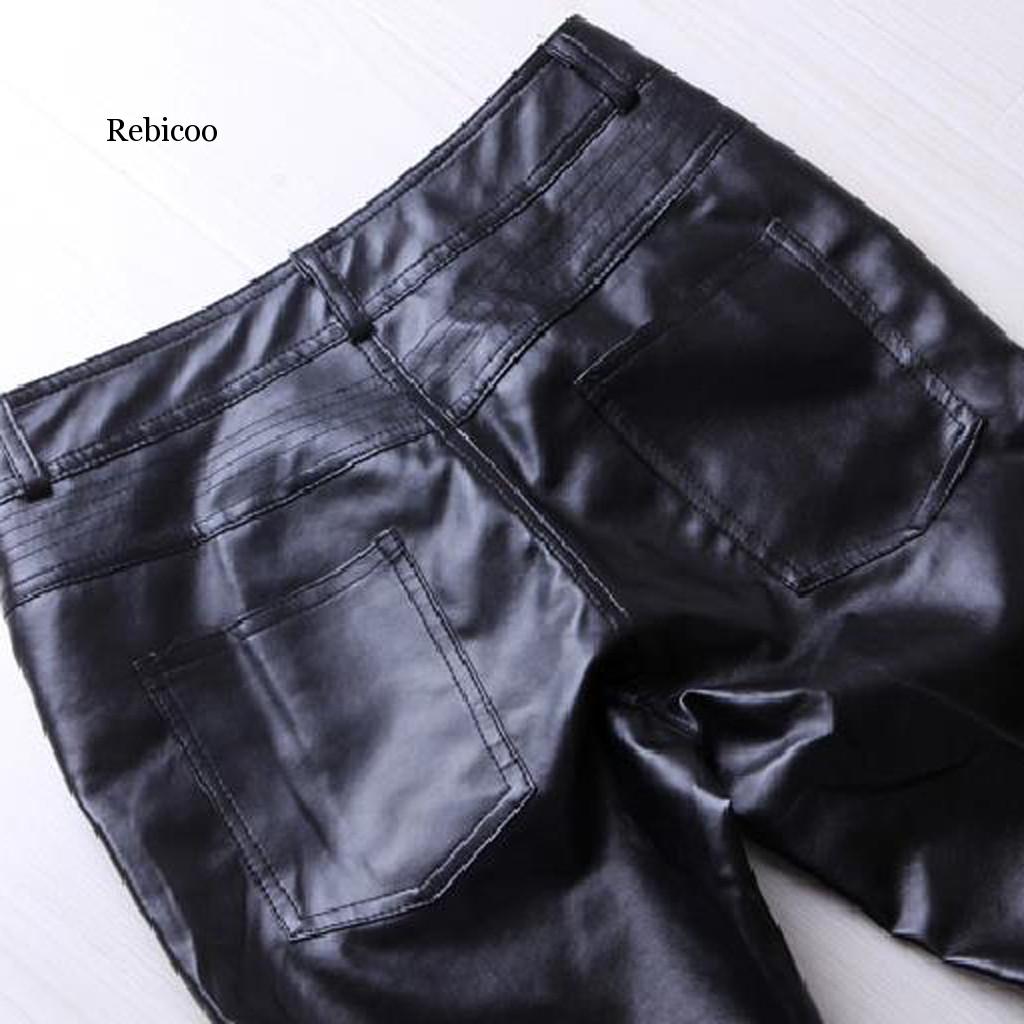 Mænd skinny imiteret læder fritidsbukser sorte pu skinnende bukser sangere club performance on stage danser jeans plus forhandling