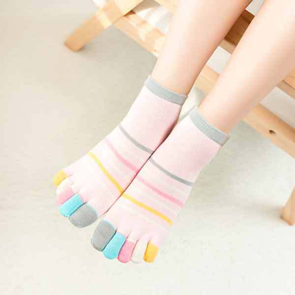 Bouillon fabrik direkte bomuld fem-finger sokker kvindelige slik farve forår og efterår korte rør sokker med bomuld tå sokker