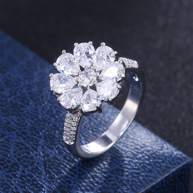 Bague en argent avec trois fleurs en résine et libellule | Niiki Paris