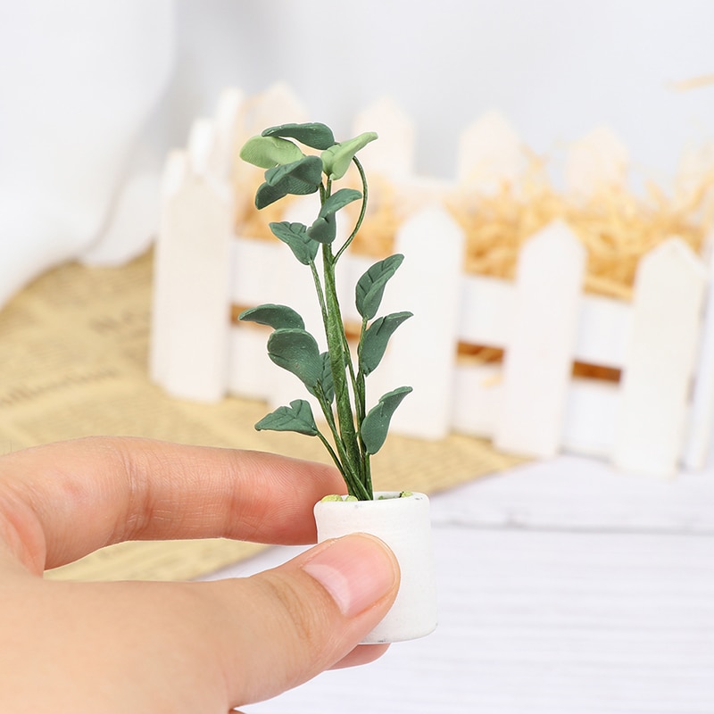 Leuke Groene Miniatuur Accessoires Mini Plastic Boom Ingemaakte Simulatie Potplanten Model Speelgoed Voor 1:12 Poppenhuis Decoratie