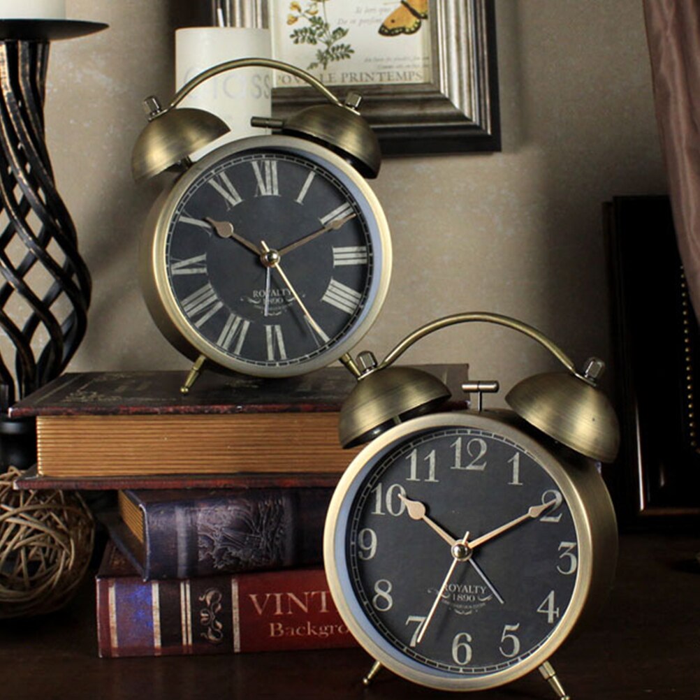 1pc Alarm Clock Practical Retro Metal Novel Decorative Durable Table Alarm for Friends