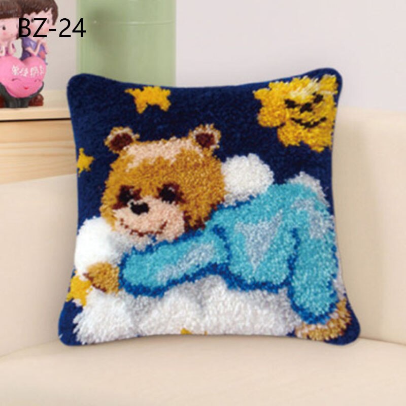 Latch Hook Animal Series 3D Segment Embroidery Pillow DIY Wool Latch Hook Kits Handcraft Carpet Embroidery Supplies: BZ-24 / 43x43cm