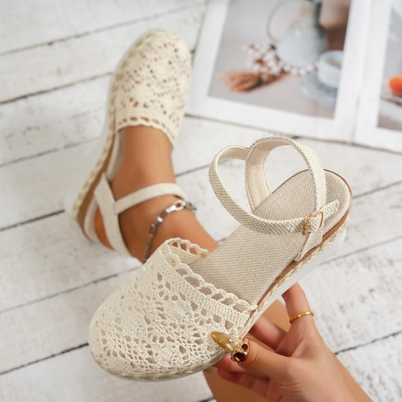 Sandale Espadrilles unter geschlossener Zehenpartie Esparto-Knöchelarmband mit Schnalle-Textil-Spitzendetail Frau Keilabsatz aus Esparto und Plateau