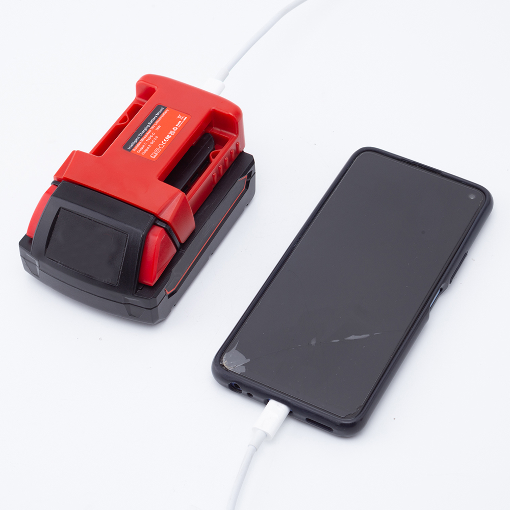Chargeur de batterie externe pour batterie au Lithium Milwaukee 18V avec USB avec type-c pour ordinateur portable téléphone portable charge rapide (sans batterie)