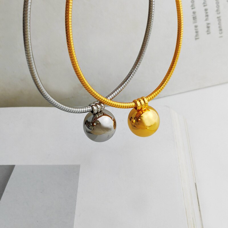 Moderne Sieraden Ronde Bal Hanger Ketting Populaire Stijl Messing Gouden Zilveren Vergulde Choker Ketting Voor Vrouwen