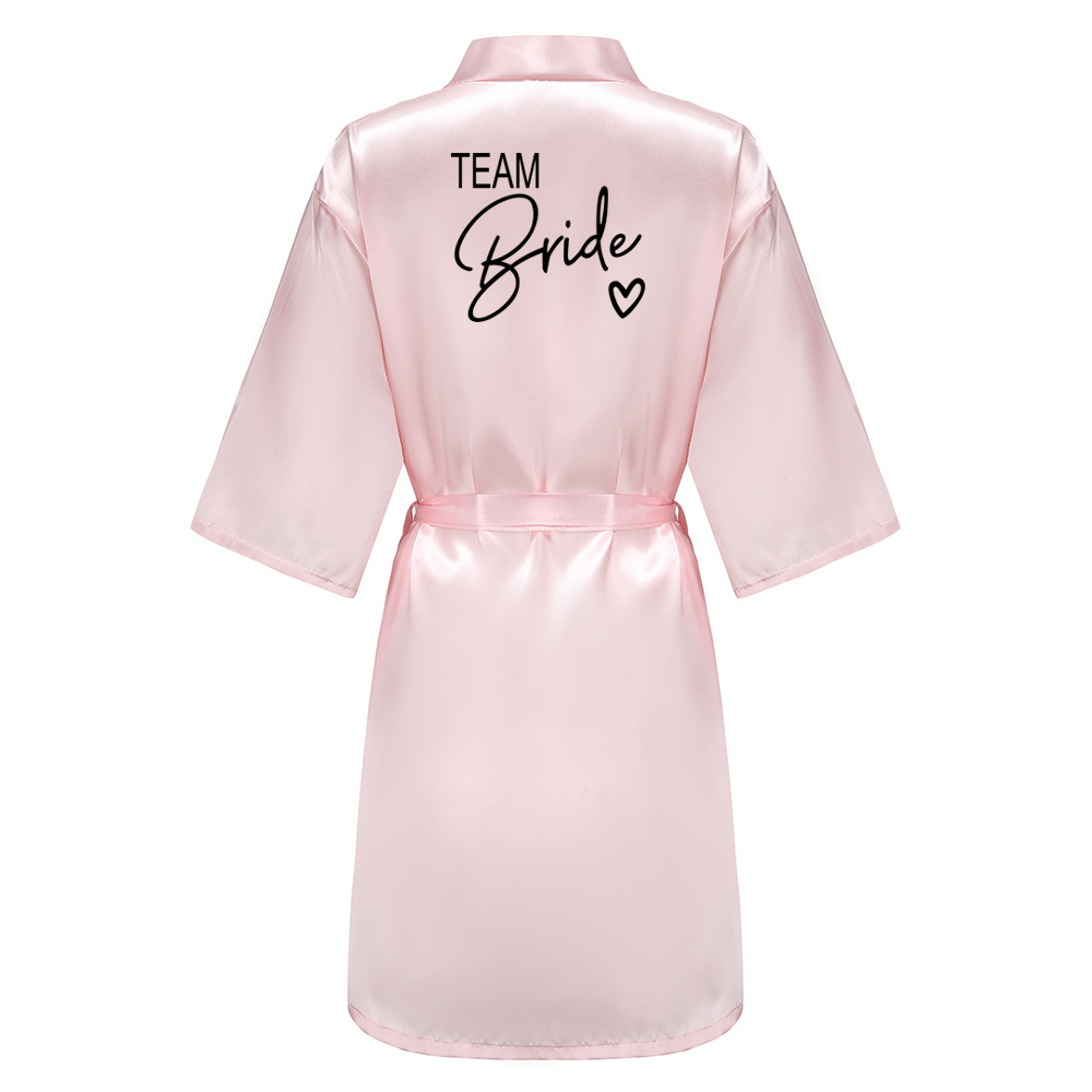 Bruiloft team met zwarte letters kimono satijnen pyjama bruidsmeisje badjas bruid gewaad: S / Oranje