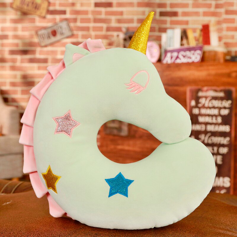 Adorable licorne tête en peluche oreiller flou doux en peluche Animal décor oreiller enfants lit lit jeter oreiller: Green U Shaped