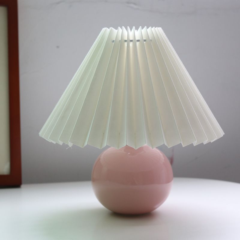 Koreansk plisseret bordlampe ins diy keramiske bordlamper til stuen boligindretning sød lampe med trefarvet led pære ved siden af lampen: Lyserød og hvid