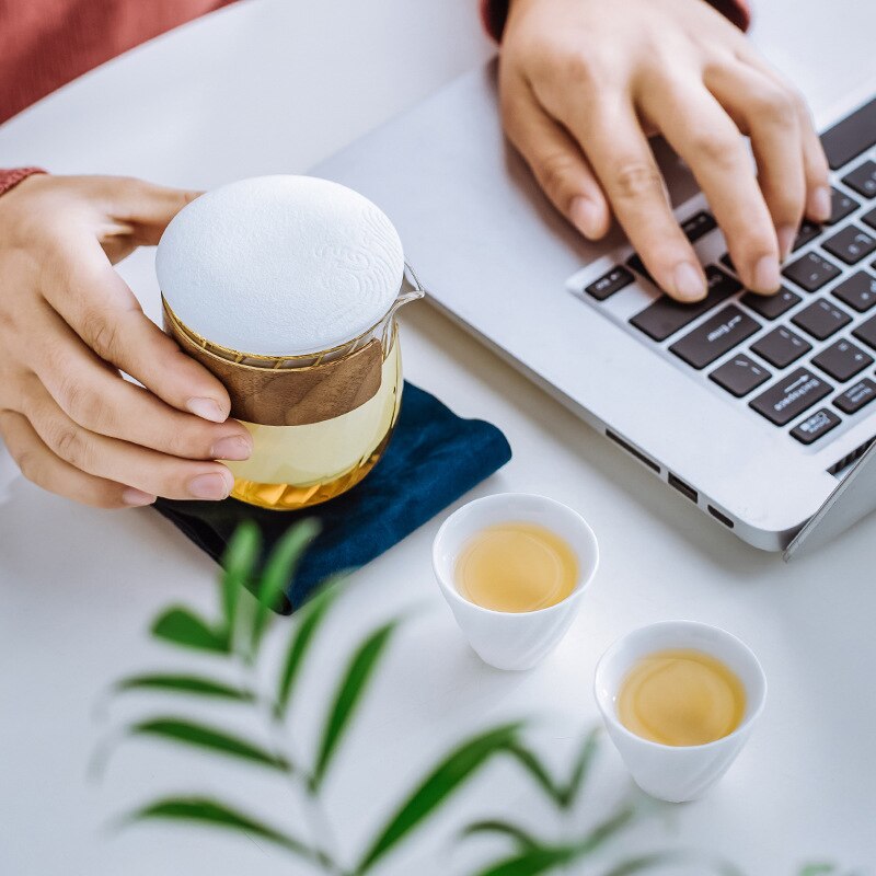 Ceramic teapot with One Pot Three Cups One storage tank gaiwan teacup a tea sets portable travel tea set drinkware